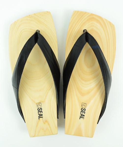 Mizutori Crossover Classic Geta Recycled Tire Tube Footwear