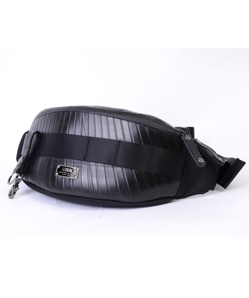 【今週末迄限定SALE❗️】San Antonio Sling Bag Bum Bag for Men | Recycled Tire Tube Bag | SEAL - SEAL Brand