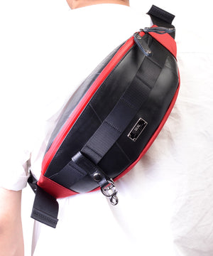 SEAL bum bag PS149 red model over shoulder view