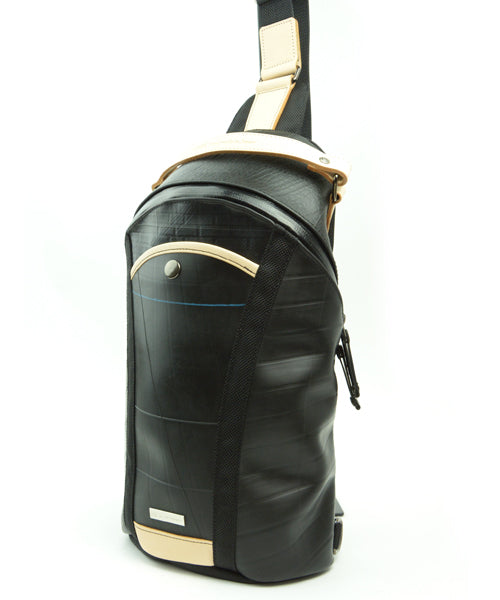 日本未入荷SAINTPAINのSP Washed Nylon Backpack Clean Styled Sling Backpack | Recycled Tire Tube Bag | SEAL
